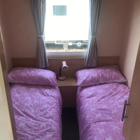 Caravan 50. Nairn lochloy holiday park Extérieur photo